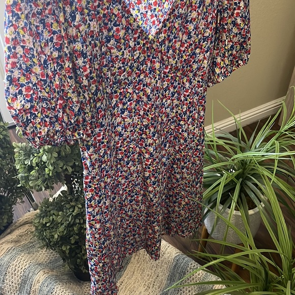 H&M Flower Dress Size M - Picture 6 of 10